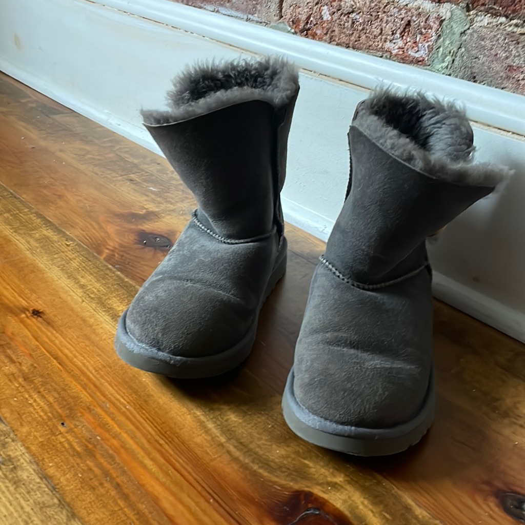 Gray Bailey Button Uggs